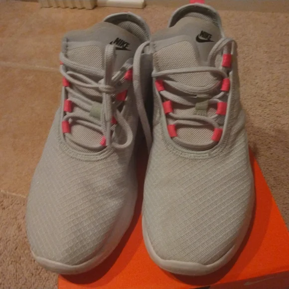 Nike Air - Picture 3 of 4